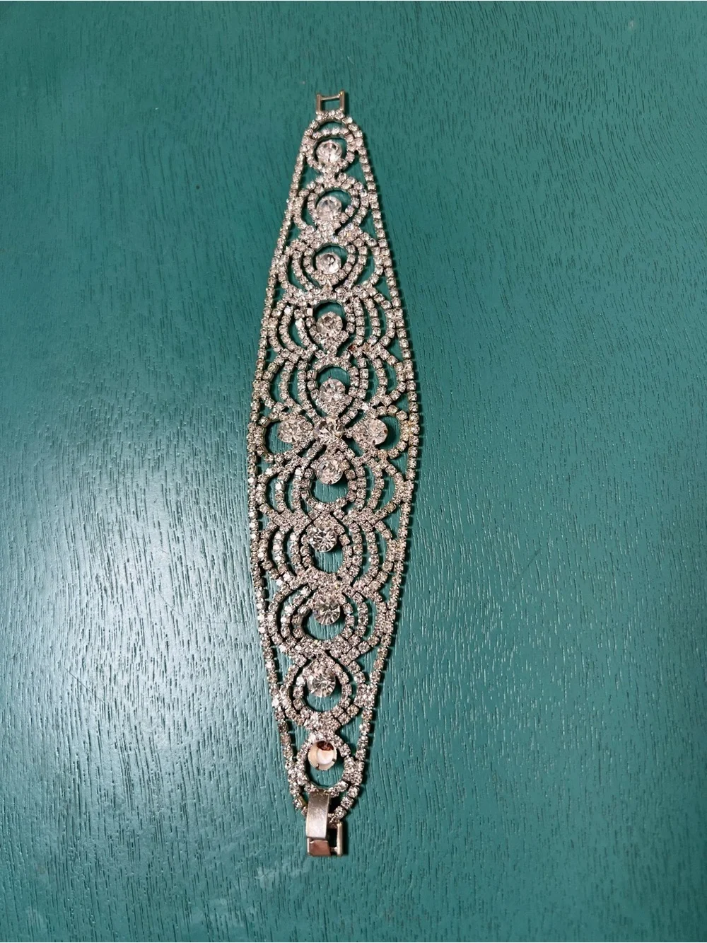 Rhinestone Crystal Statement Bracelet in Silver Tone